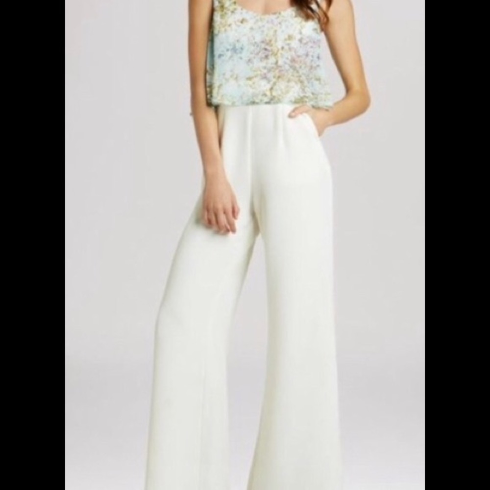 ❌SOLD❌ Bcbg génération Jumpsuit